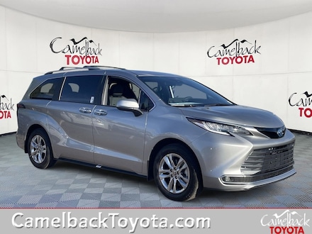 2025 Toyota Sienna Limited 7 Passenger Van Passenger Van