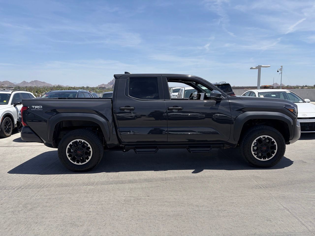 View vehicle photo 3