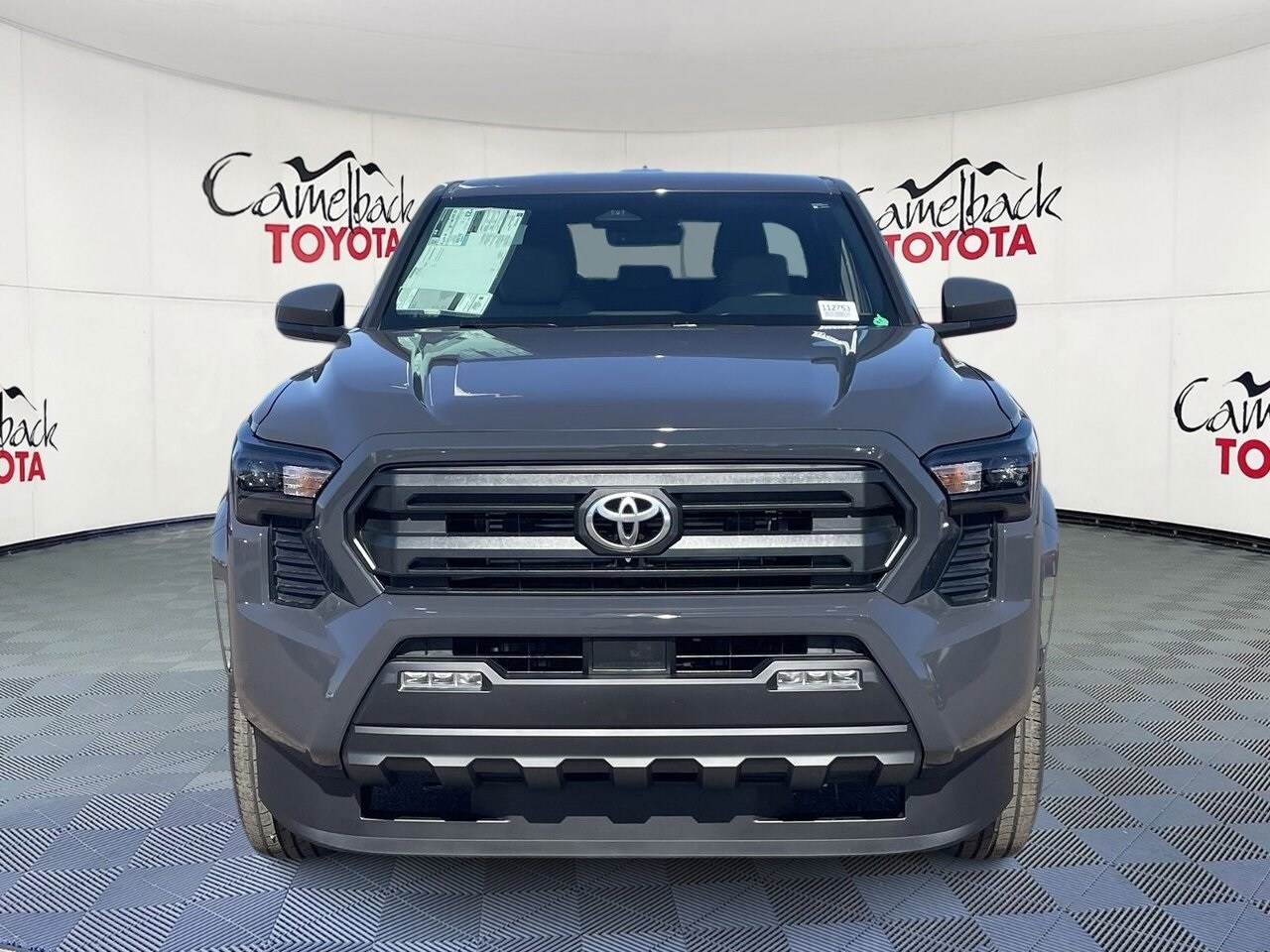 2025 Toyota Tacoma SR5 photo 3
