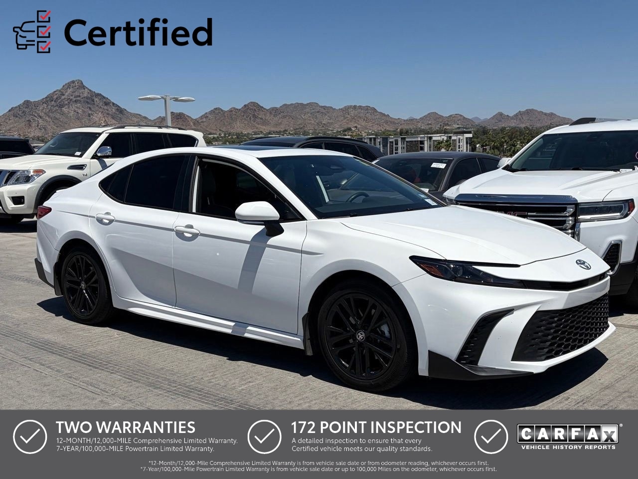 2025 Toyota Camry SE Hybrid's photo