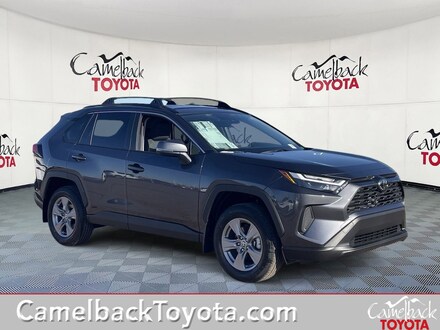 2025 Toyota RAV4 Hybrid XLE SUV