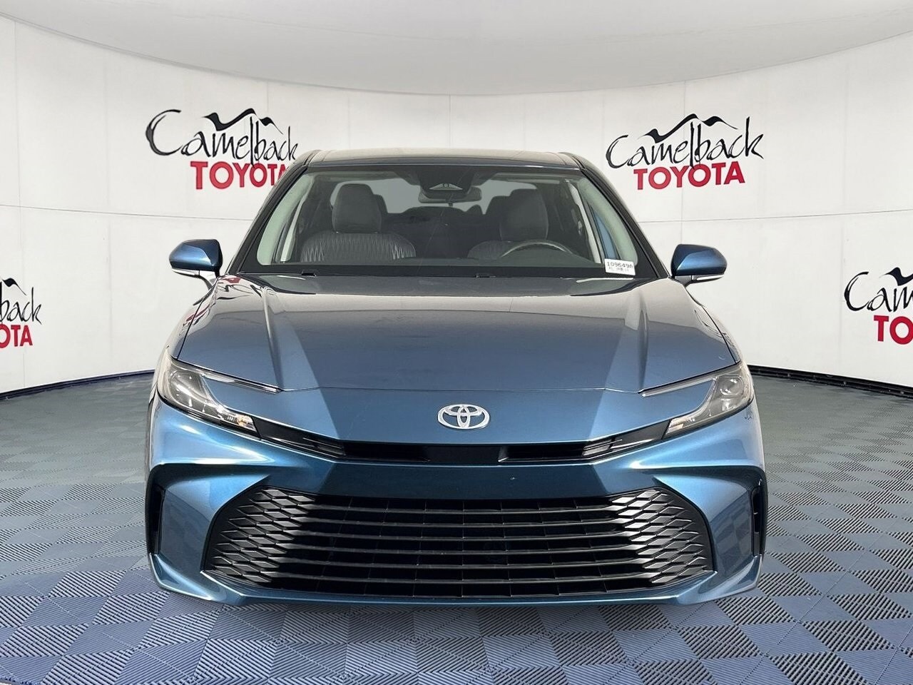 2025 Toyota Camry LE photo 2