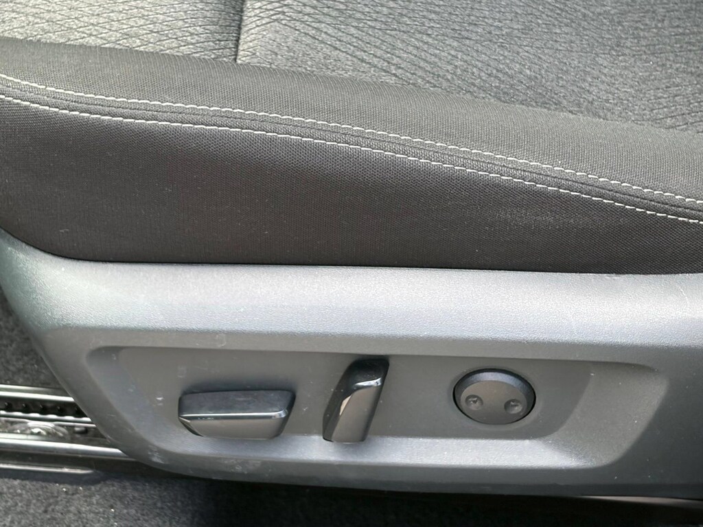 Used 2025 Nissan