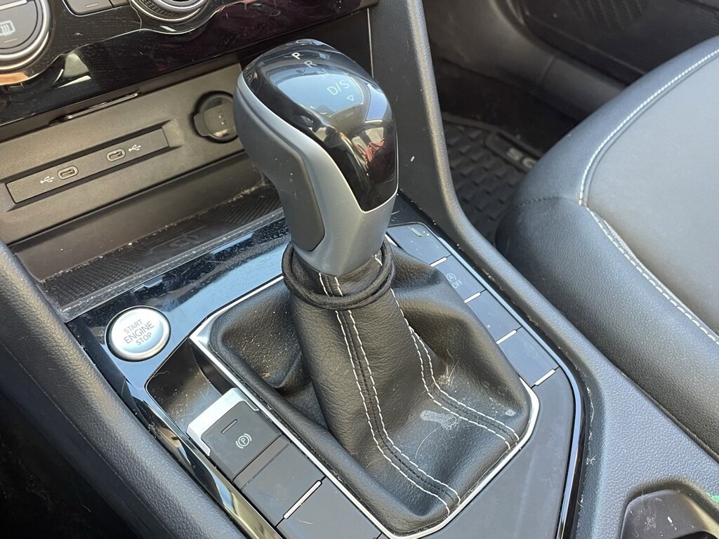 Used 2024 Volkswagen Taos 1.5T SE SUV