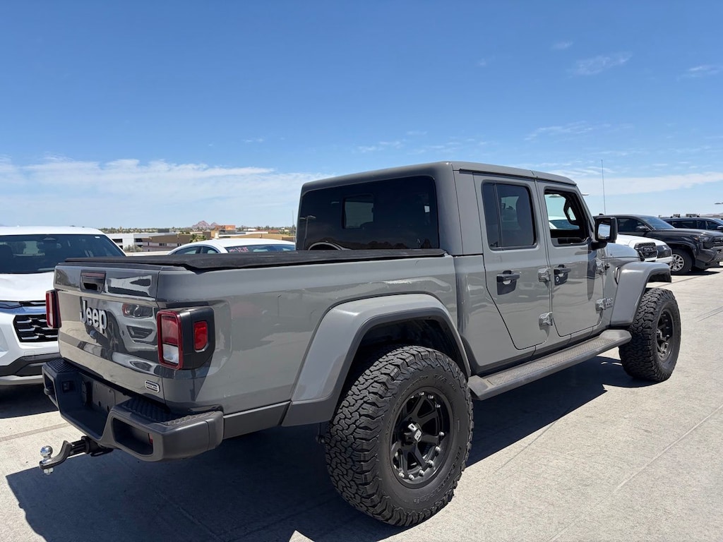 Used 2021 Jeep Gladiator Overland Truck Crew Cab