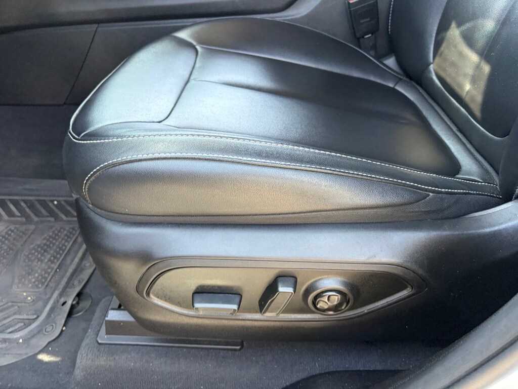 Used 2023 Jeep Grand Cherokee L Limited SUV