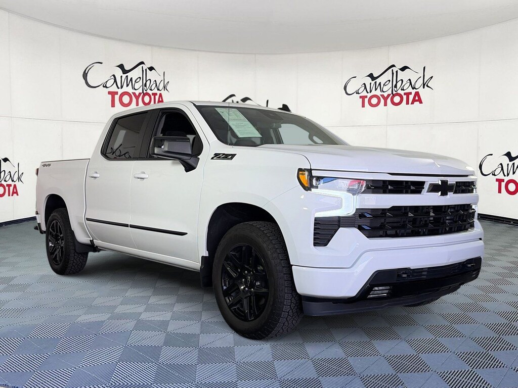 Used 2025 Chevrolet