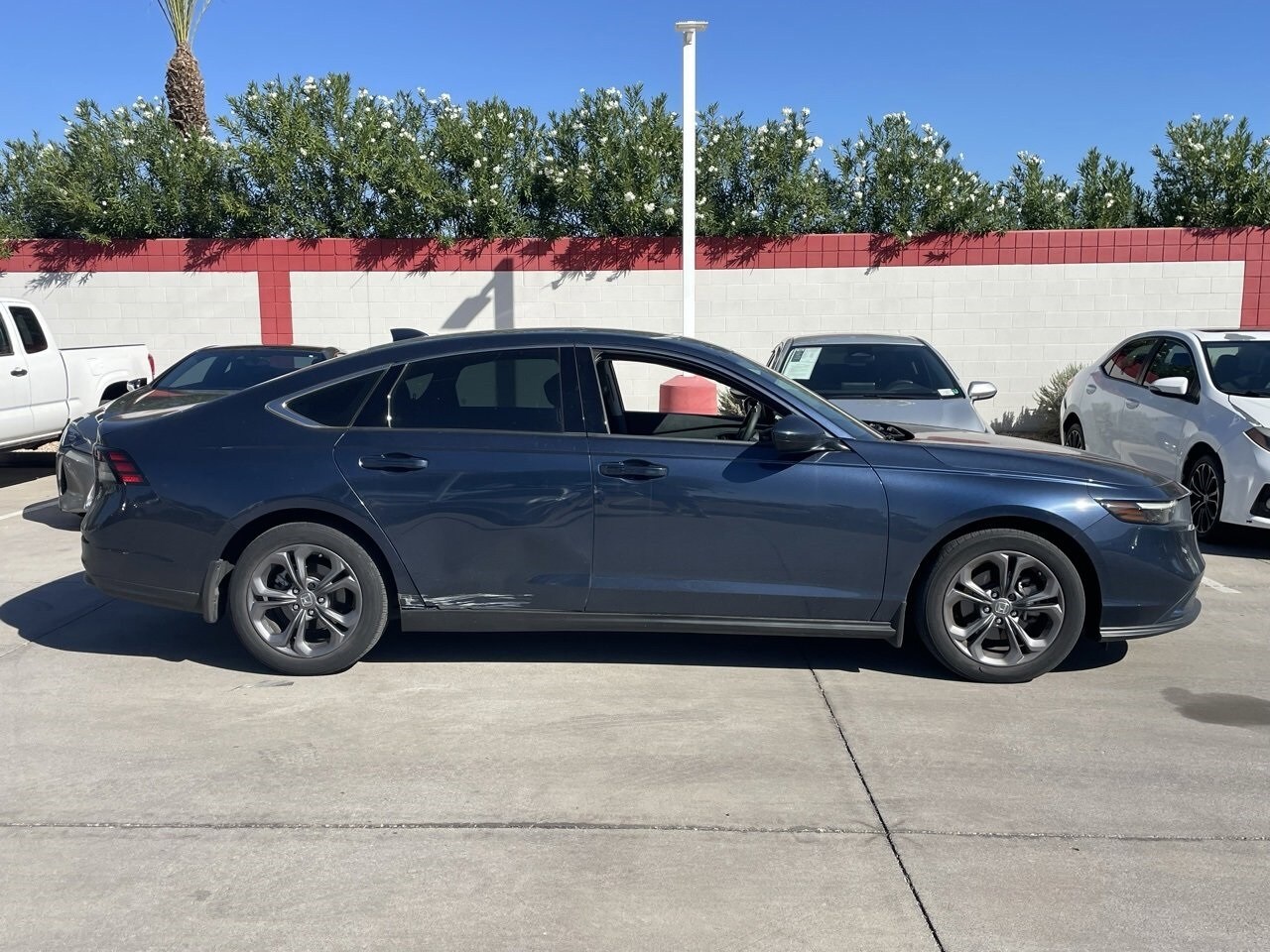 2023 Honda Accord EX photo 3