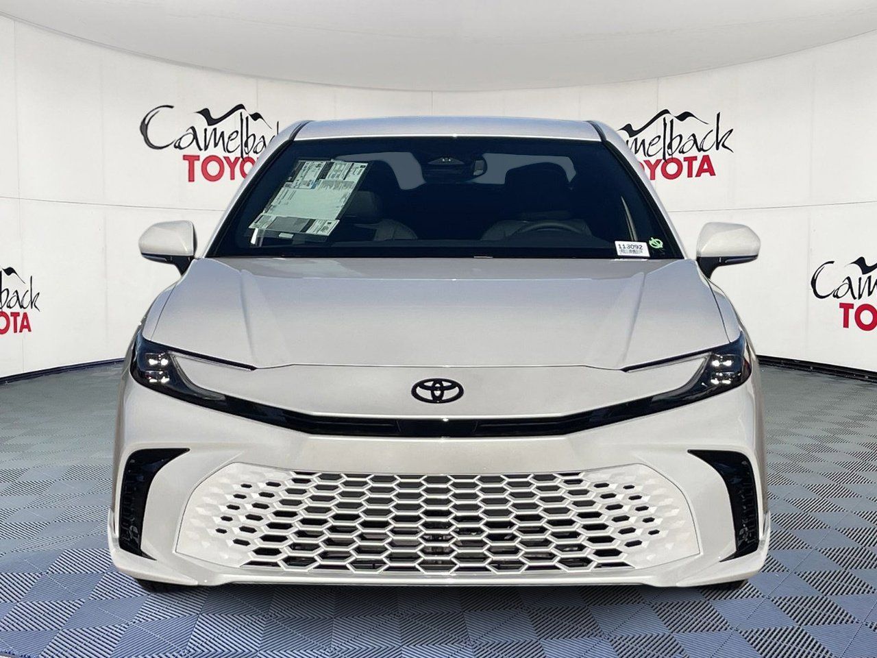 View vehicle photo 2