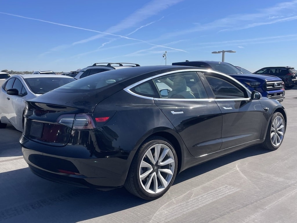 Used 2019 Tesla Model 3 Standard Range Plus Sedan
