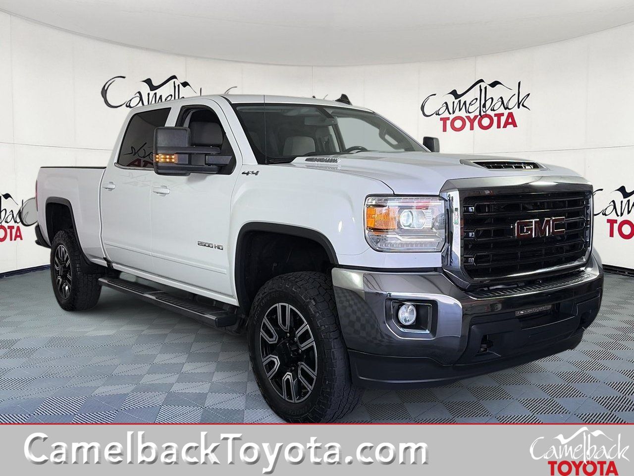 Summit White 2018 GMC Sierra 2500HD Pickup Truck Four-Wheel Drive 6-Speed Automatic