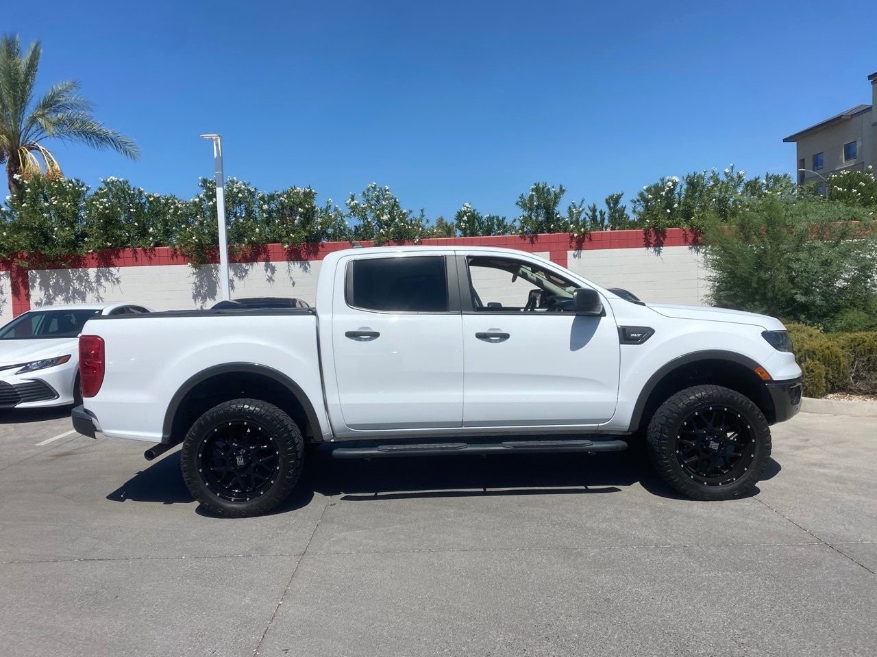 Used 2020 Ford Ranger XLT with VIN 1FTER4FH9LLA94575 for sale in Phoenix, AZ