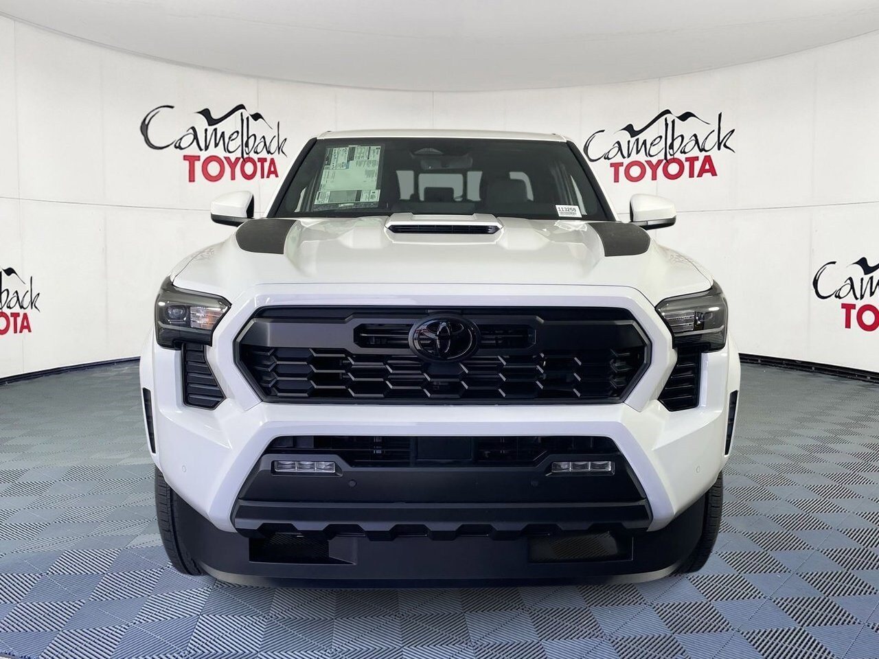 2026 Toyota Tacoma TRD Sport photo 3