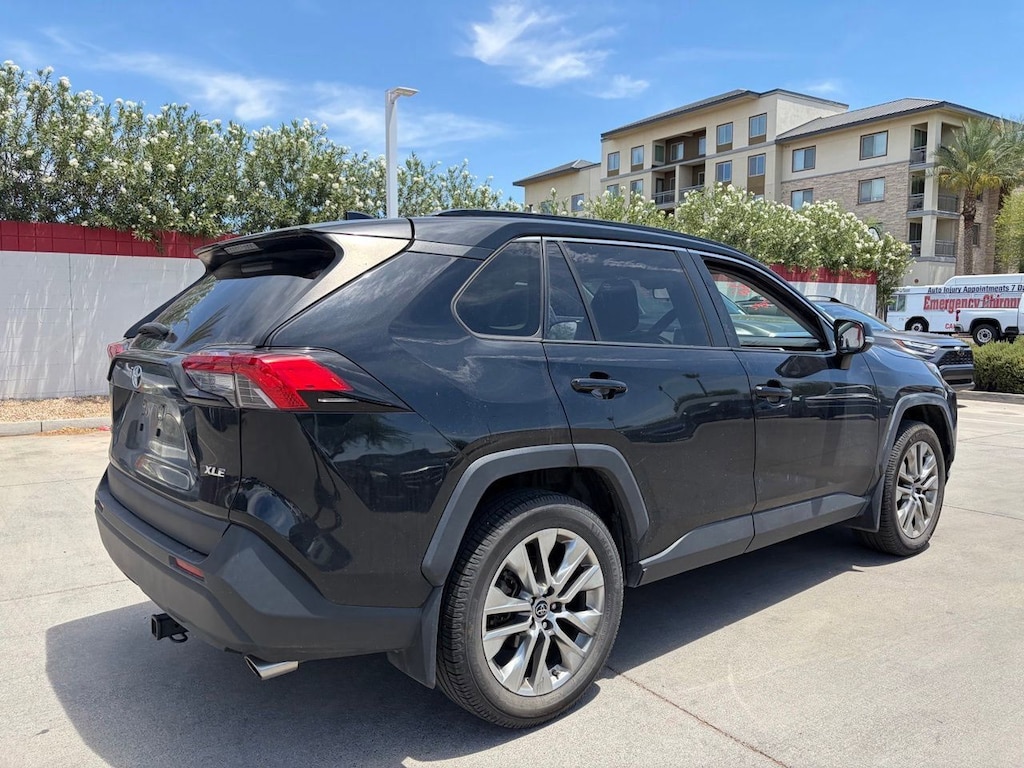 Used 2019 Toyota RAV4 XLE Premium SUV