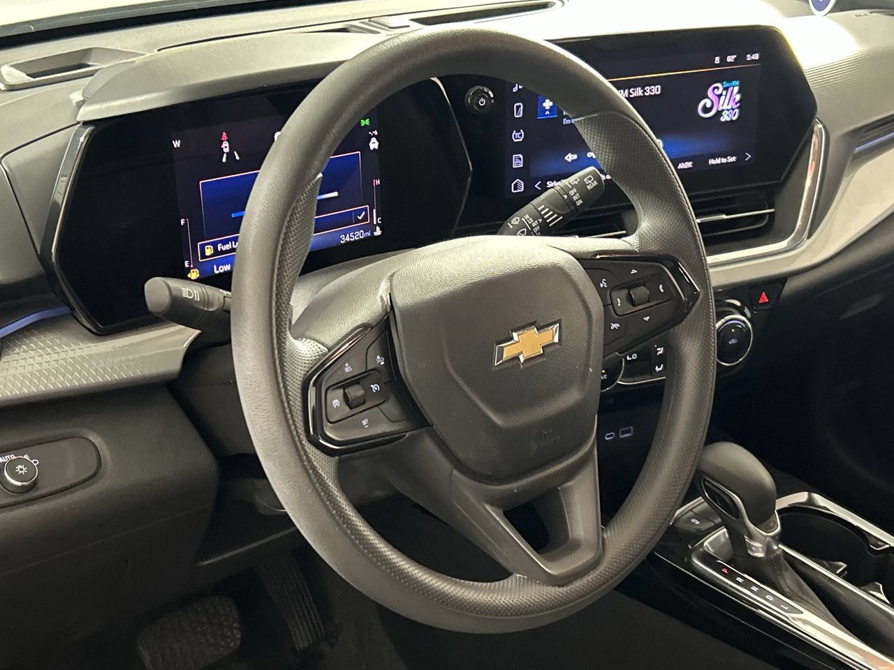 2025 Chevrolet Trax LT - Photo 14