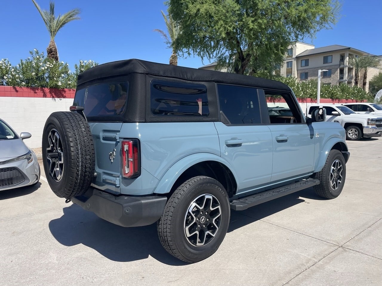 2023 Ford Bronco Base Big Bend Black Diamond Outer Banks photo 2