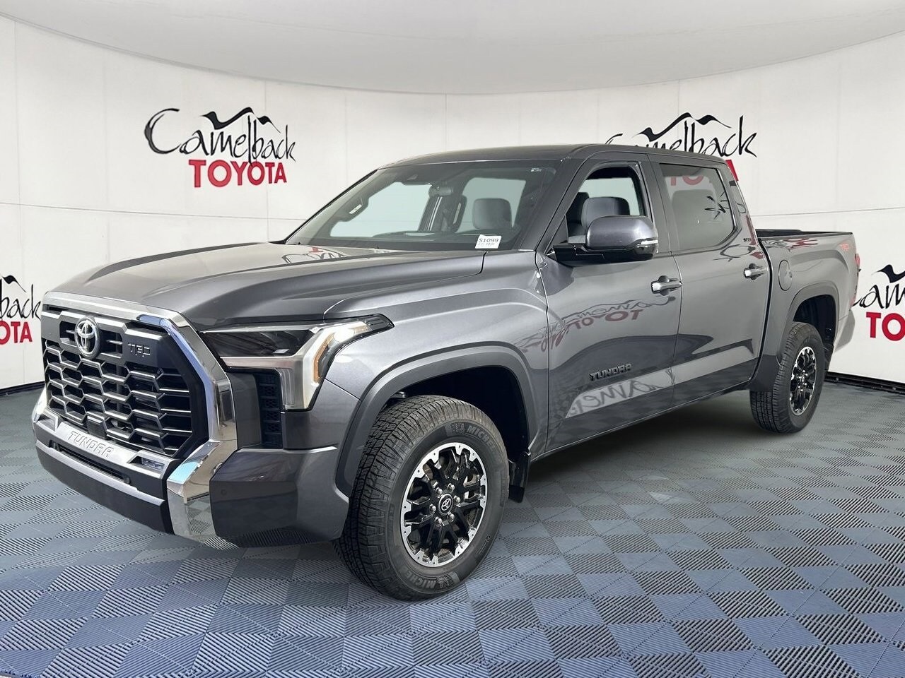2025 Toyota Tundra SR5 photo 4