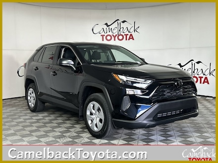 2025 Toyota RAV4 LE SUV