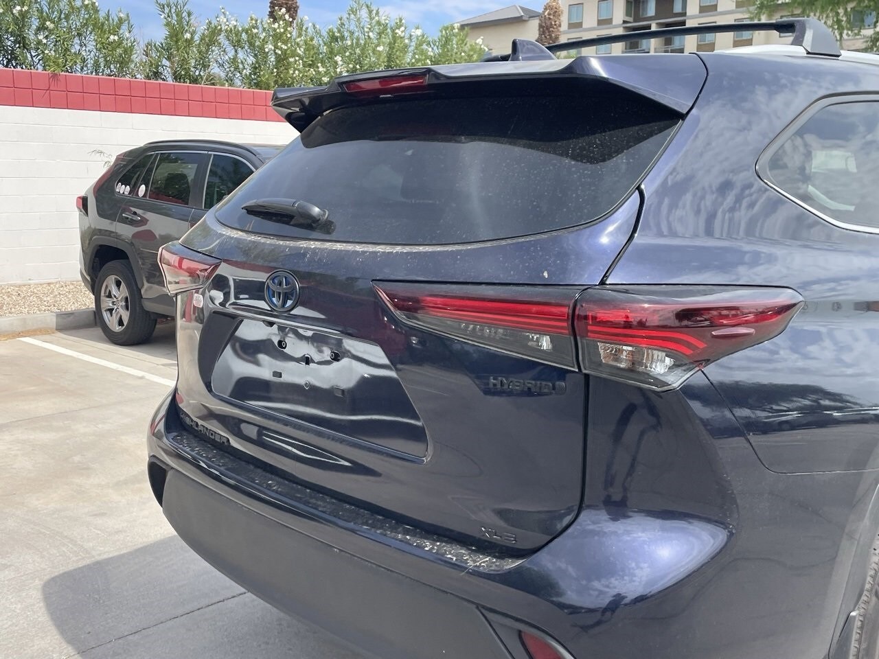 2024 Toyota Highlander Hybrid XLE photo 4