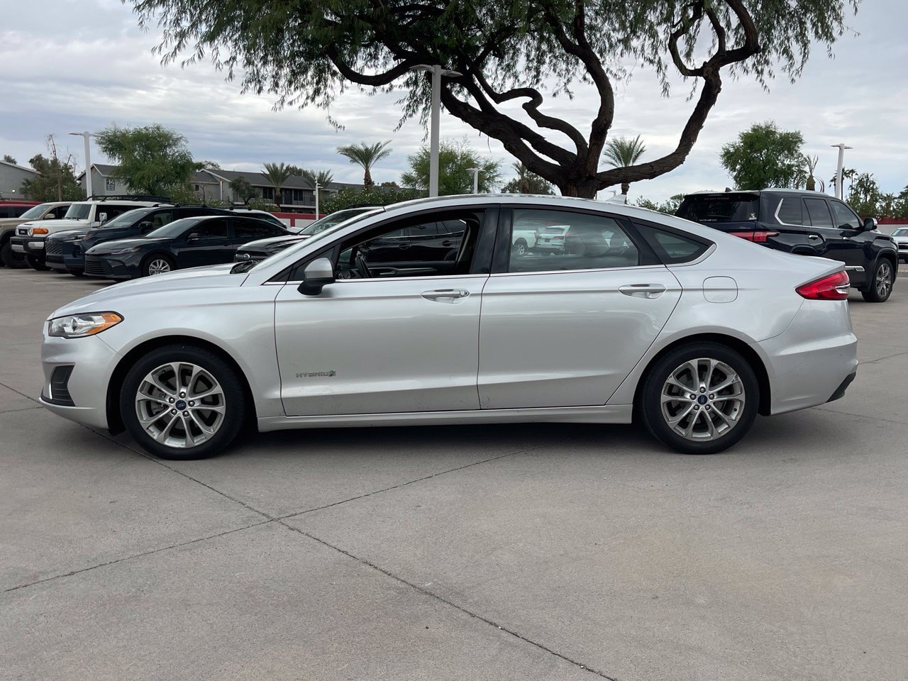 Used 2019 Ford Fusion Hybrid SE Sedan