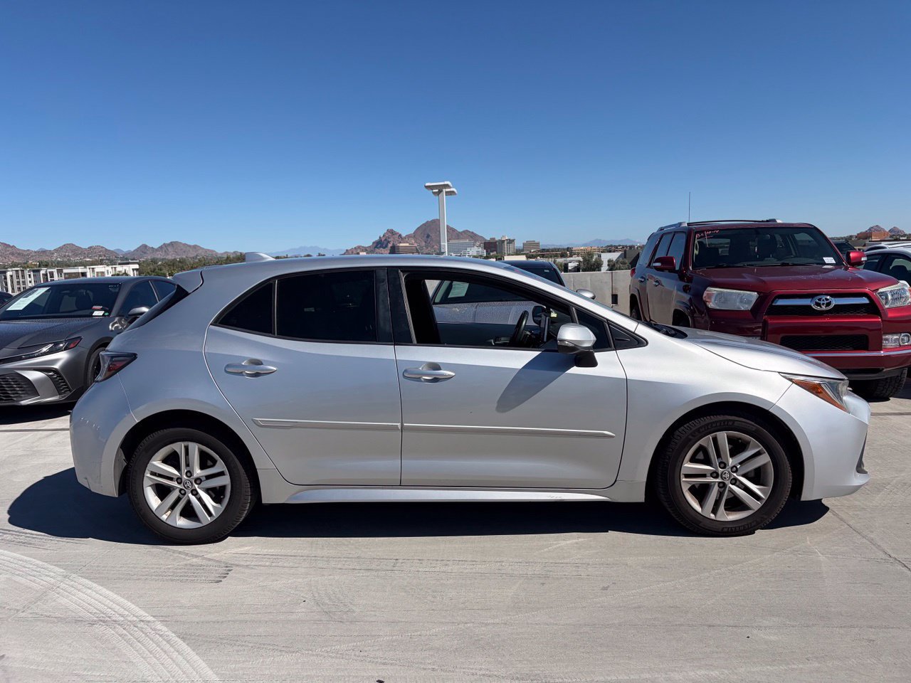 Used 2019 Toyota Corolla Hatchback SE Hatchback