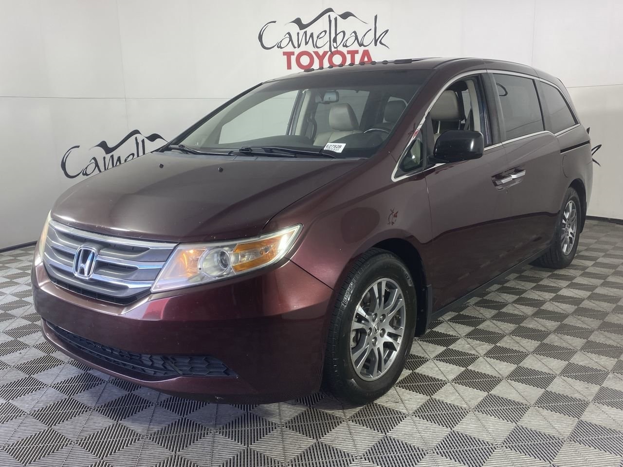 Used 2013 Honda Odyssey EX-L with VIN 5FNRL5H65DB066197 for sale in Phoenix, AZ