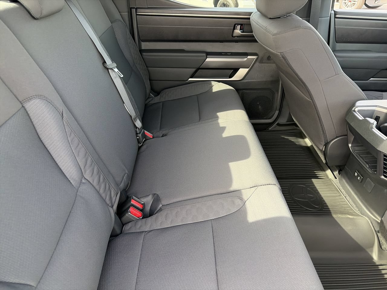 2026 Toyota Tundra SR5 - Photo 22