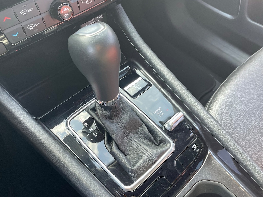 Used 2024 Jeep Compass Latitude SUV