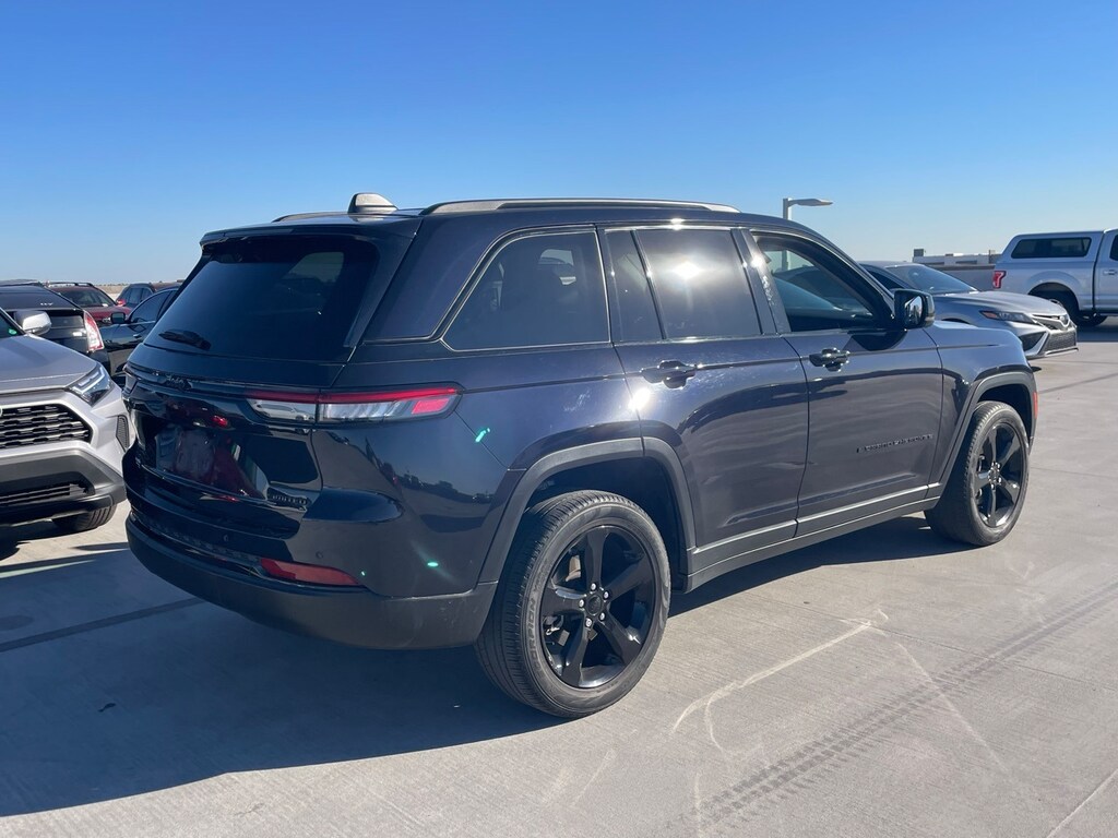 Used 2024 Jeep Grand Cherokee Limited SUV