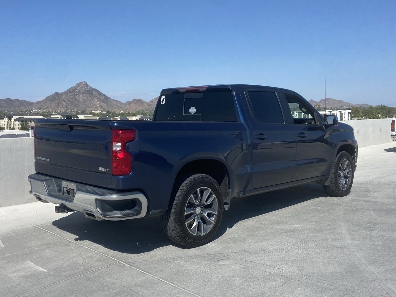 Used 2022 Chevrolet Silverado 1500 Limited LT with VIN 3GCUYDED7NG125092 for sale in Phoenix, AZ