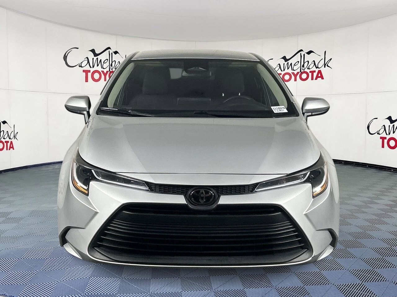 2023 Toyota Corolla LE photo 2