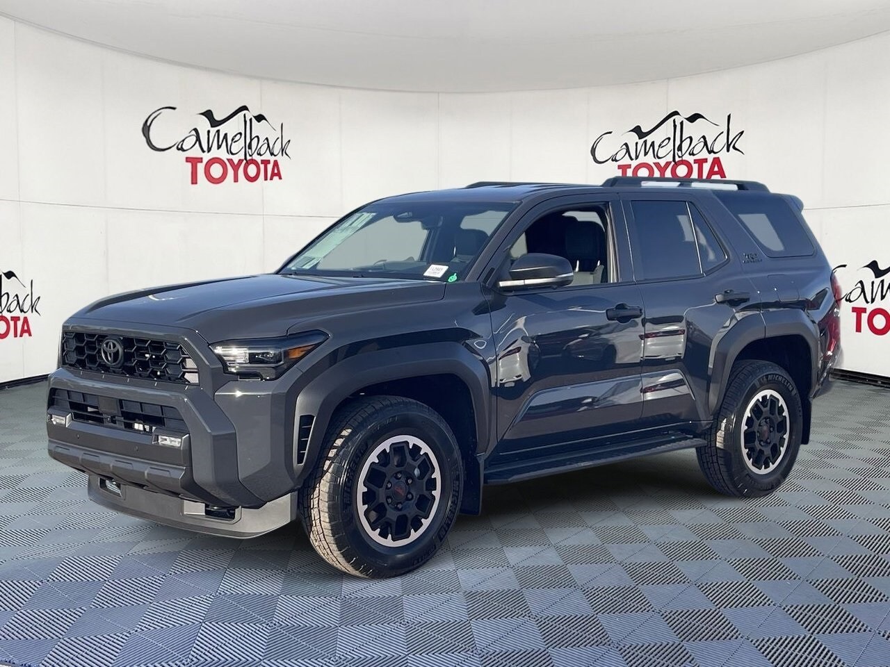 2025 Toyota 4Runner TRD Premium photo 2