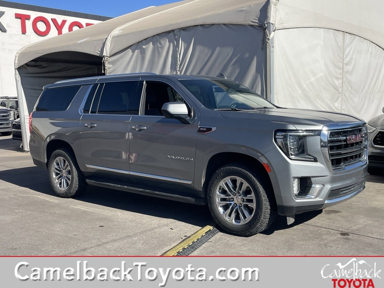 2023 GMC Yukon XL SLT's photo