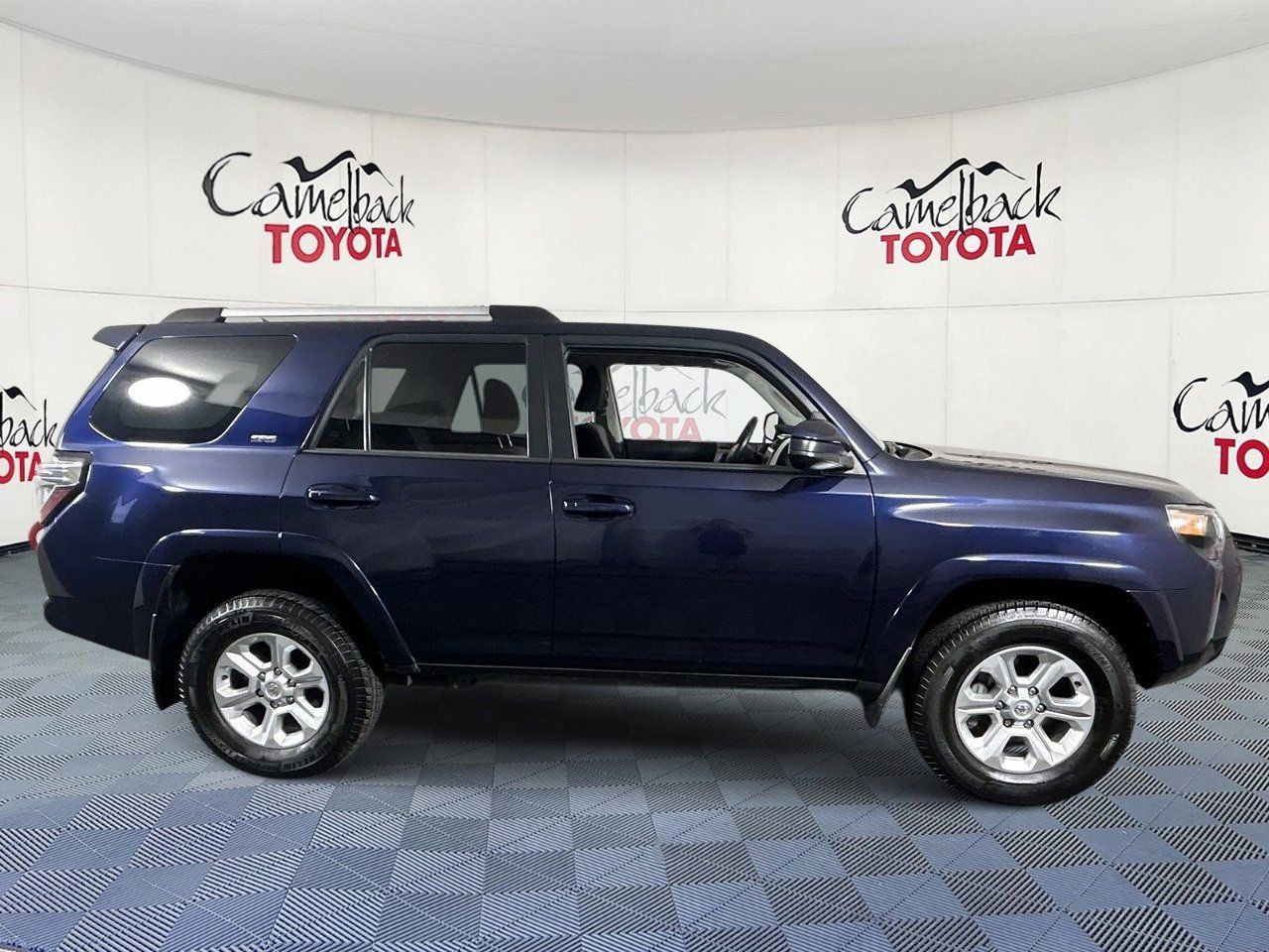 2023 Toyota 4Runner SR5 - Photo 9