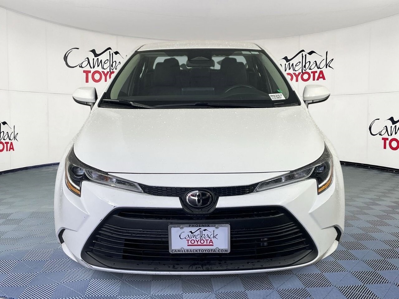 2024 Toyota Corolla LE photo 2