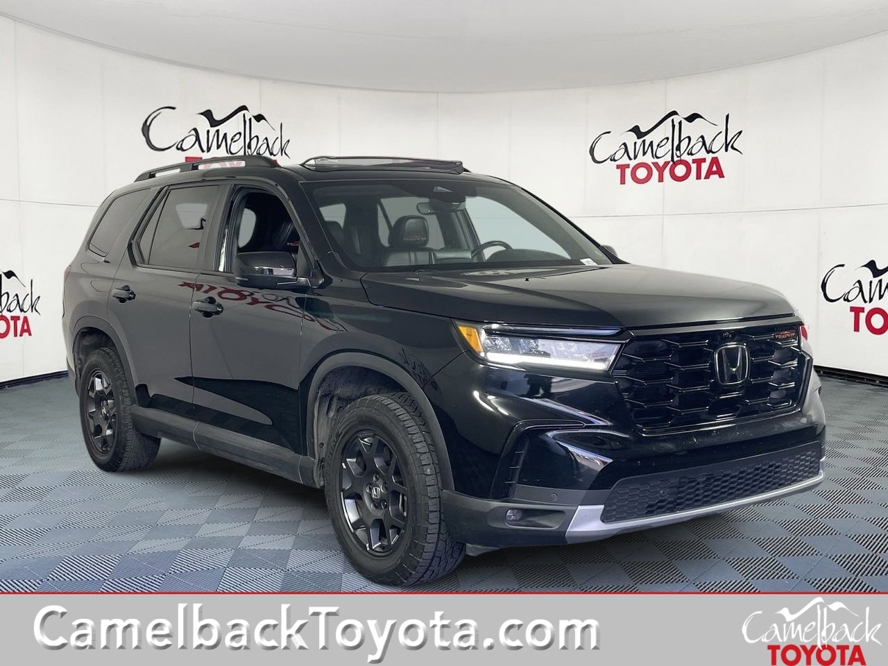 2025 Honda Pilot TrailSport's photo