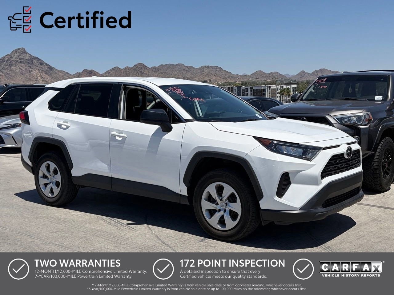 2022 Toyota RAV4 LE FWD's photo