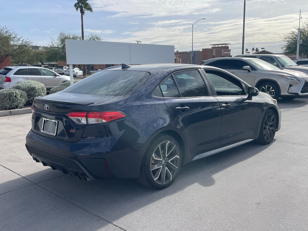 Used 2020 Toyota Corolla SE Sedan