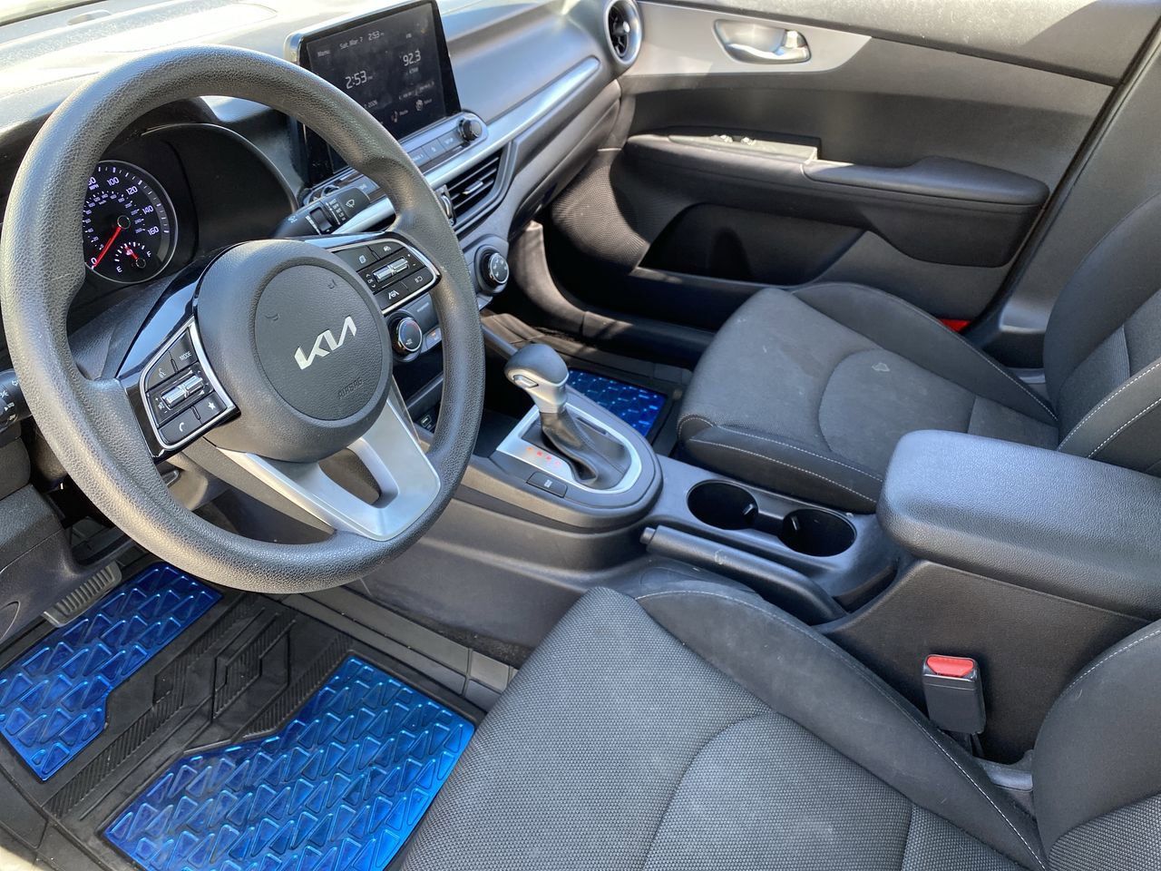 2022 Kia FORTE LXS - Photo 12