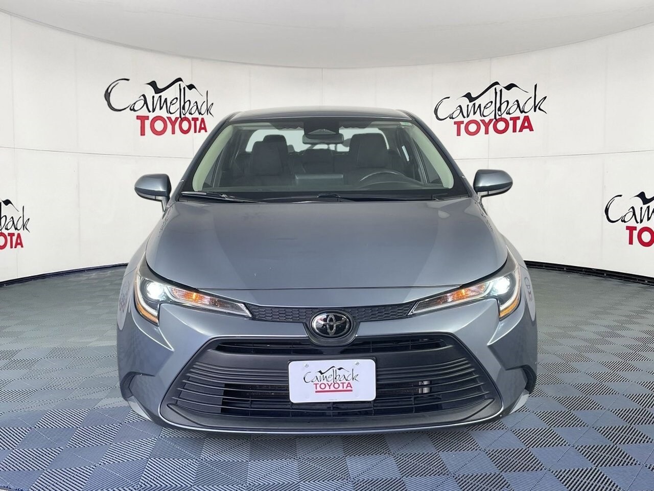 2024 Toyota Corolla LE photo 3