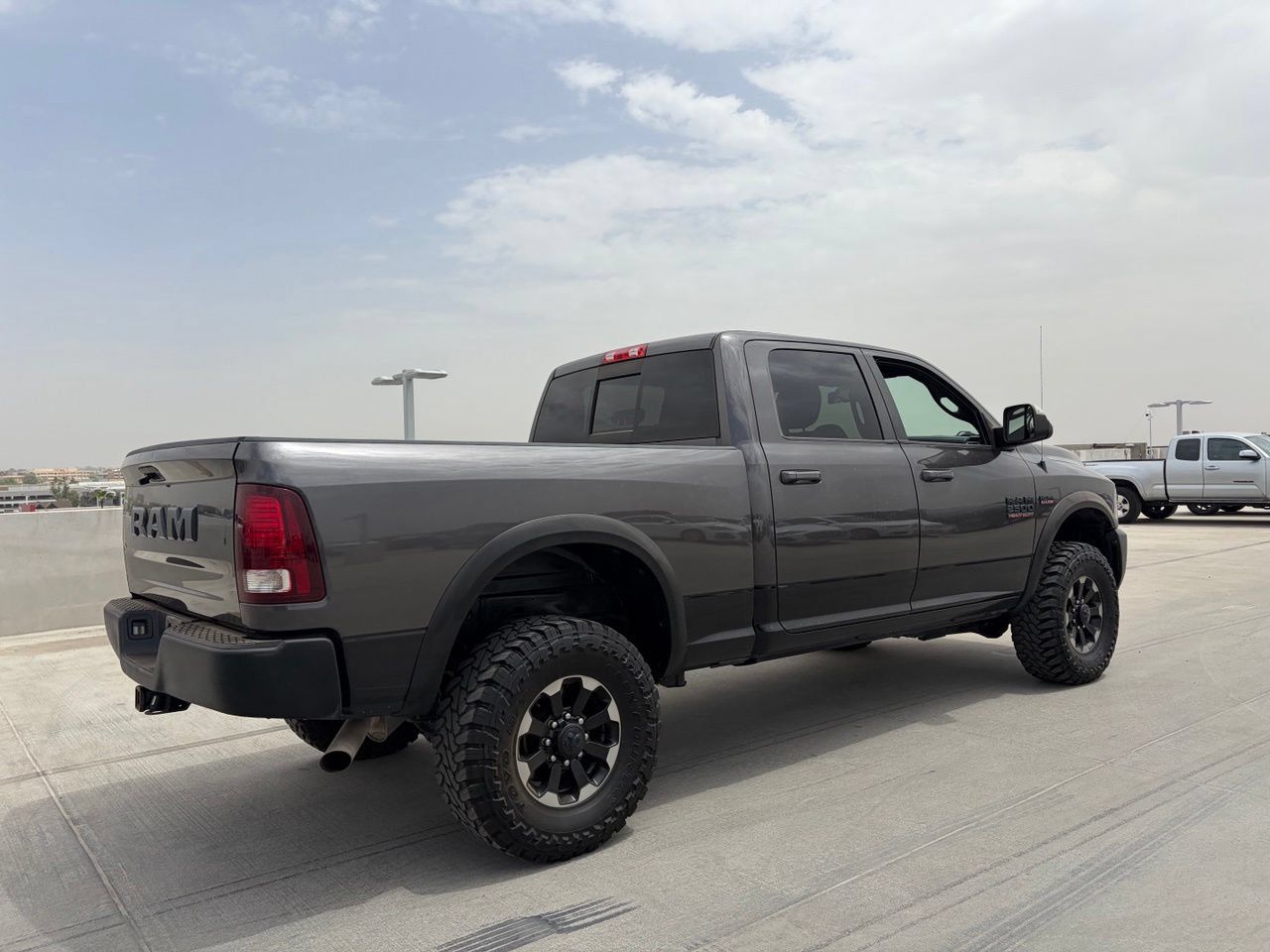 3C6TR5EJ5HG683930