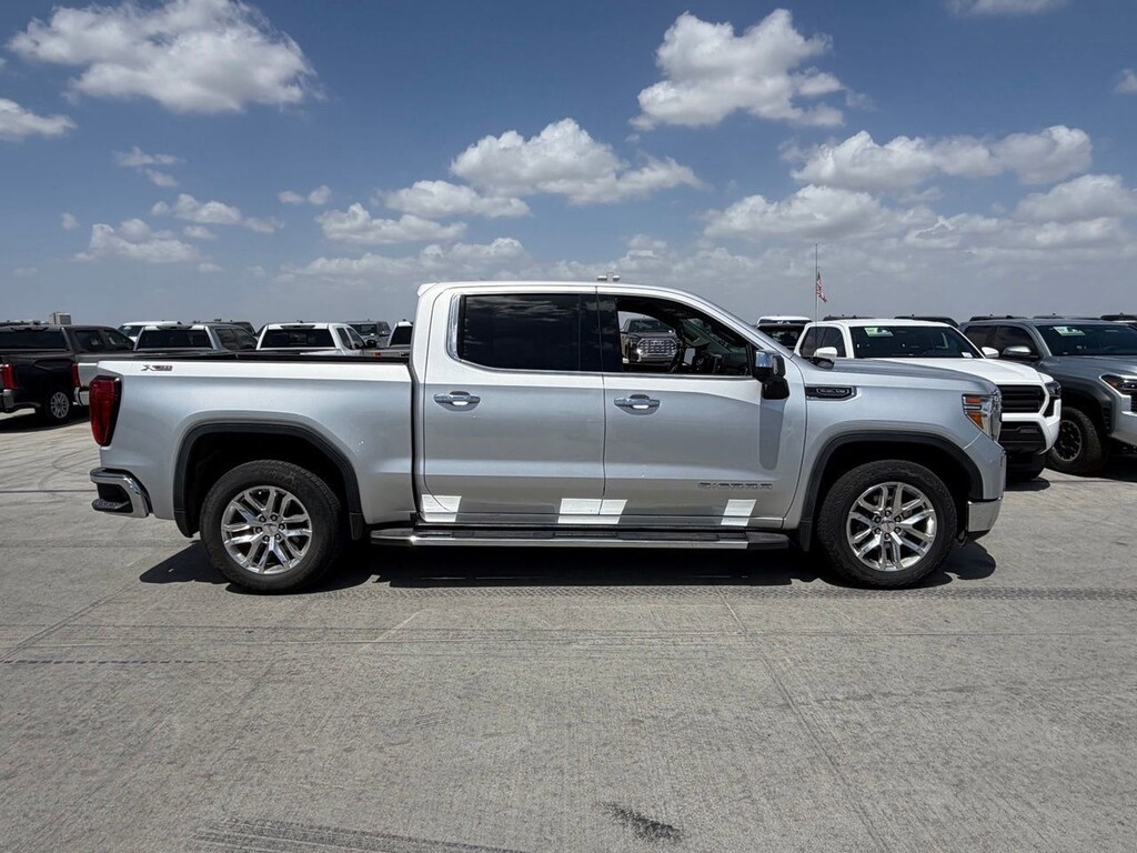 Used 2021 GMC Sierra 1500 SLT Truck Crew Cab