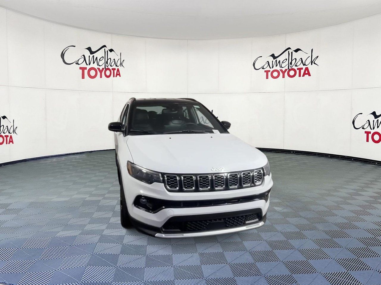2025 Jeep Compass Limited - Photo 4