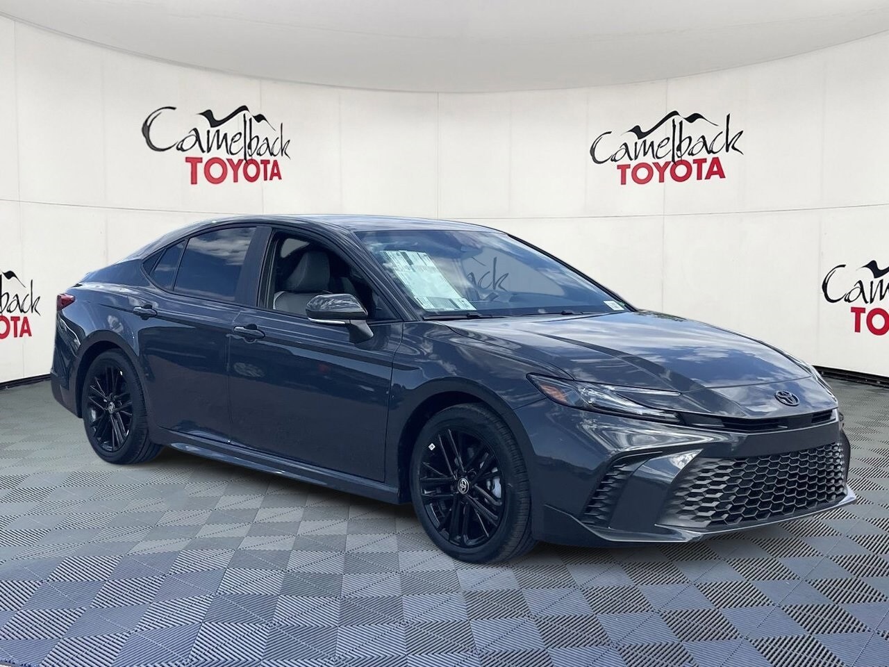 2026 Toyota Camry SE photo 2
