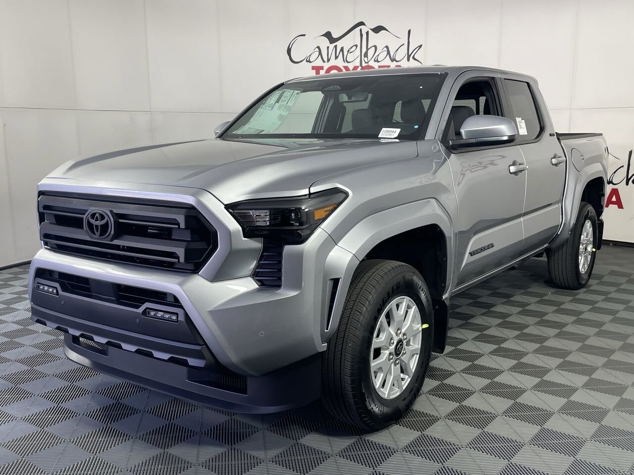 2025 Toyota Tacoma SR5 photo 2