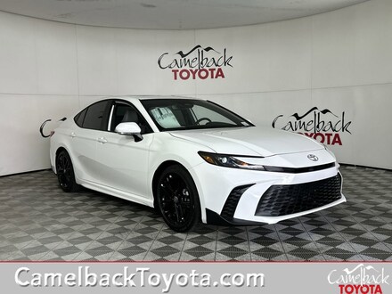 2026 Toyota Camry SE Sedan