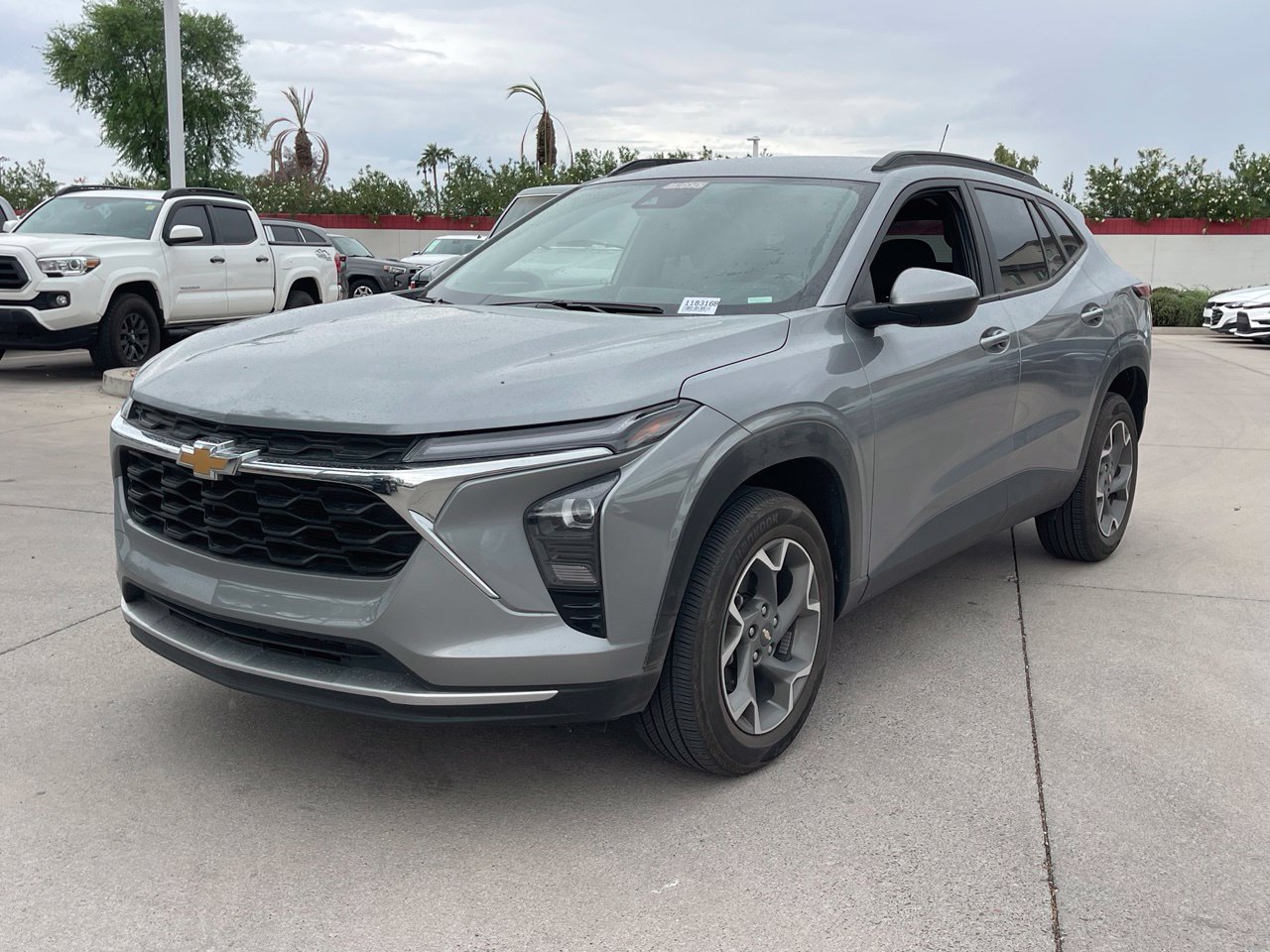Used 2025 Chevrolet Trax LT SUV