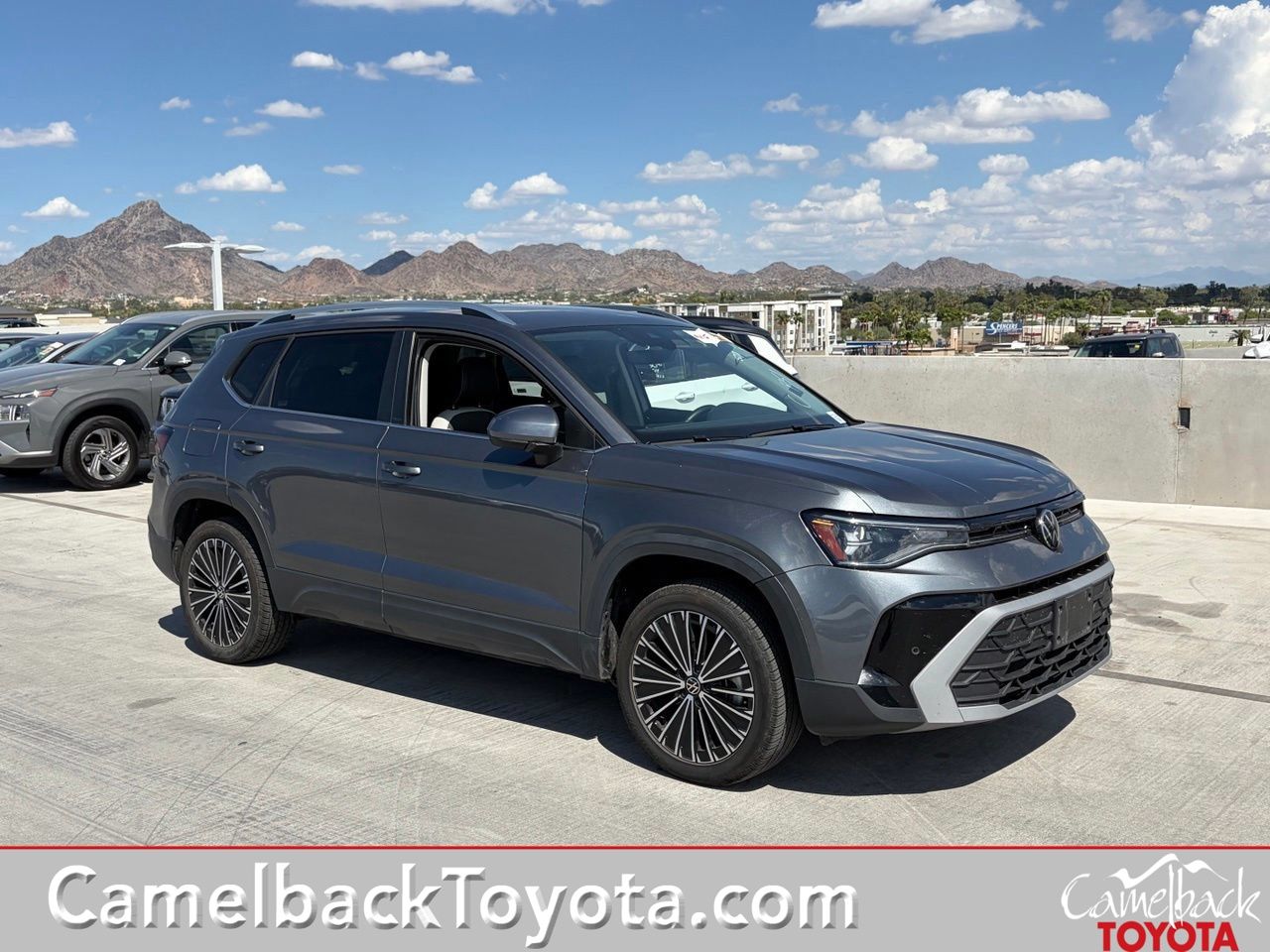 2025 Volkswagen Taos SE FWD   