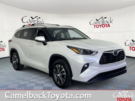 2026 Toyota Highlander Hybrid XLE SUV