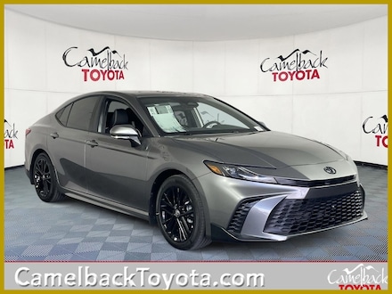 2025 Toyota Camry SE Sedan